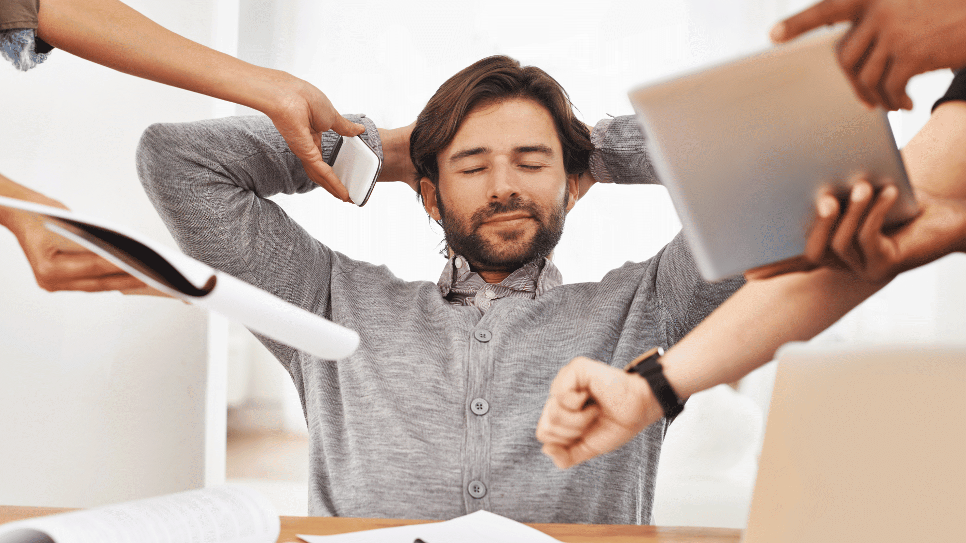 usiness owner too busy to grow stuck at desk